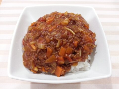 トマトキーマカレー